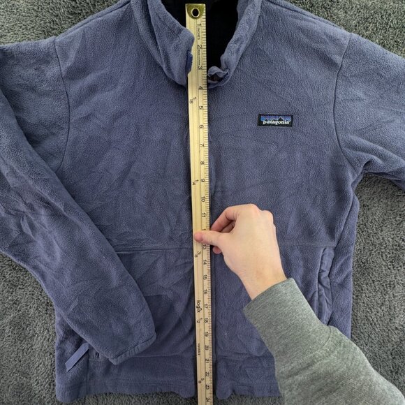 Patagonia Synchilla Women Purple Medium Fleece Full Zip Jacket Outdoors Pockets - Picture 2 of 15
